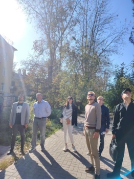 25 сентября мониторинговая группа Общественной палаты Калужской области провела анализ соответствия документов на удаление сухостойных и аварийных деревьев и их состояния по улицам Никитина и Ленина